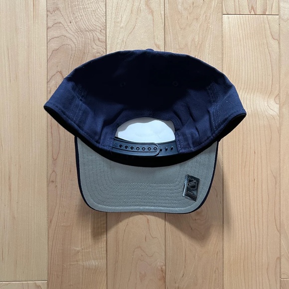 Toronto Maple Leafs 47 Brand SnapBack NEW - Picture 2 of 5